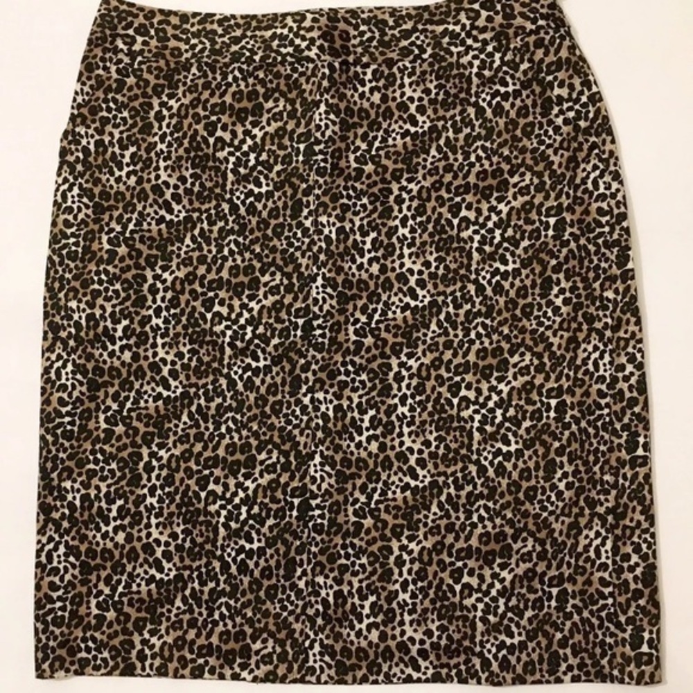 Willi smith women's skirt size 6 Straight pencil⭐️